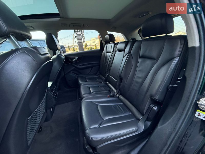 Позашляховик / Кросовер Audi Q7 2018 в Стрию