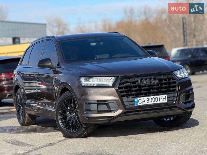 Внедорожник / Кроссовер Audi Q7 2016 в Киеве