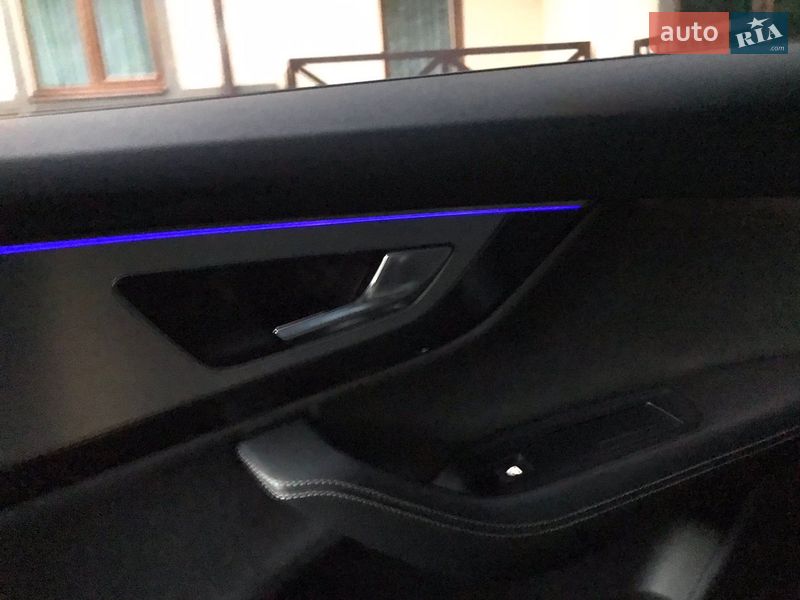 Внедорожник / Кроссовер Audi Q7 2015 в Луцке