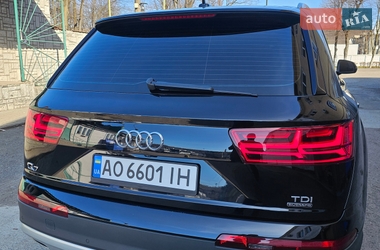Внедорожник / Кроссовер Audi Q7 2015 в Мукачево