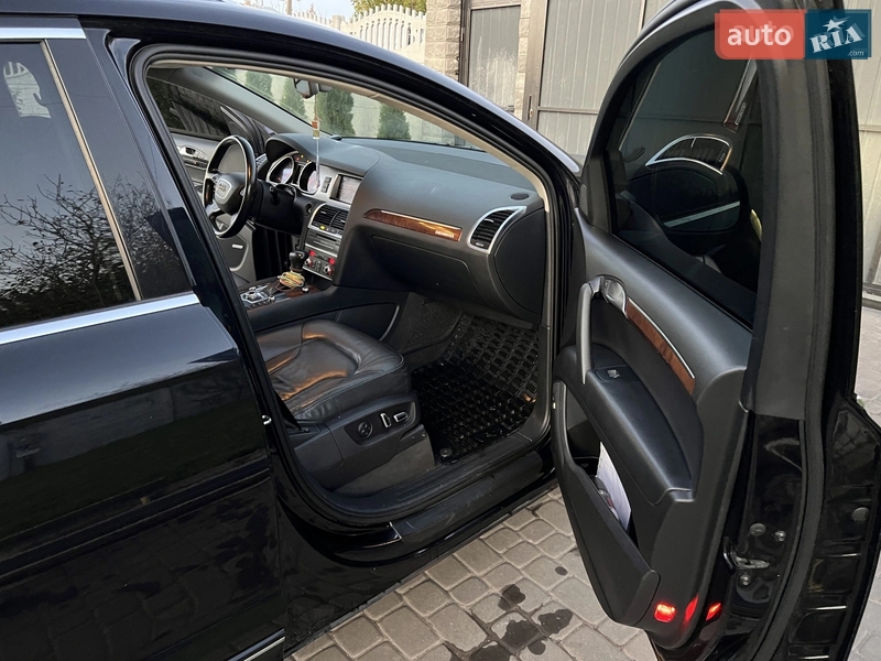 Внедорожник / Кроссовер Audi Q7 2012 в Владимире