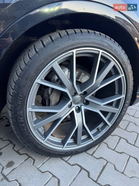 Внедорожник / Кроссовер Audi Q7 2016 в Ровно
