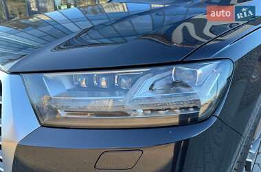 Внедорожник / Кроссовер Audi Q7 2016 в Ровно