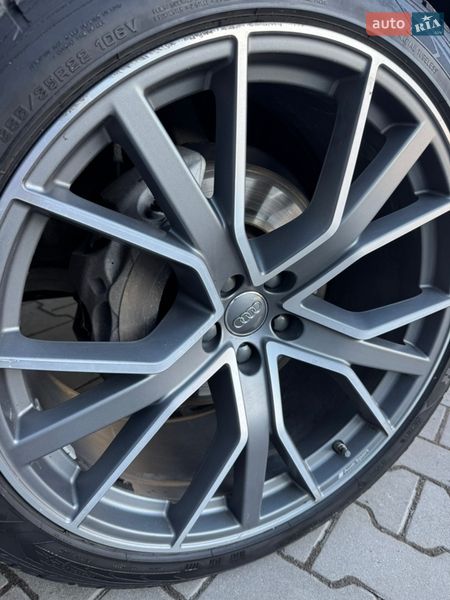 Внедорожник / Кроссовер Audi Q7 2016 в Ровно