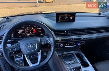 Внедорожник / Кроссовер Audi Q7 2016 в Ровно