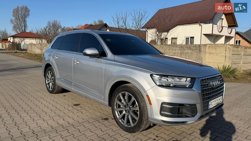 Внедорожник / Кроссовер Audi Q7 2018 в Мостиске