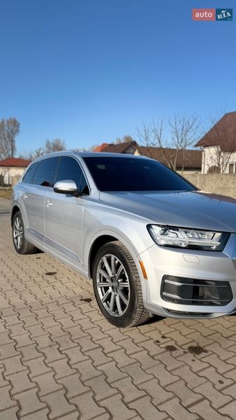 Внедорожник / Кроссовер Audi Q7 2018 в Мостиске