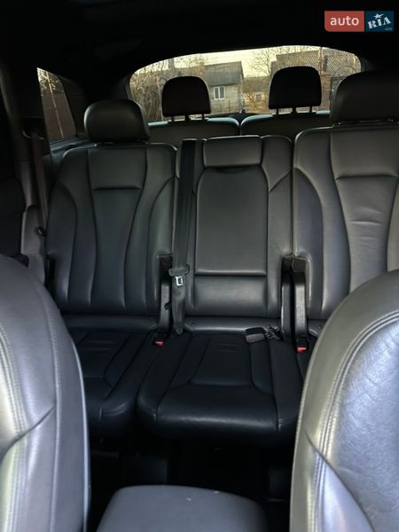 Внедорожник / Кроссовер Audi Q7 2018 в Мостиске