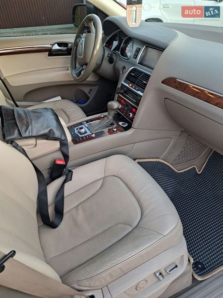 Внедорожник / Кроссовер Audi Q7 2012 в Тернополе