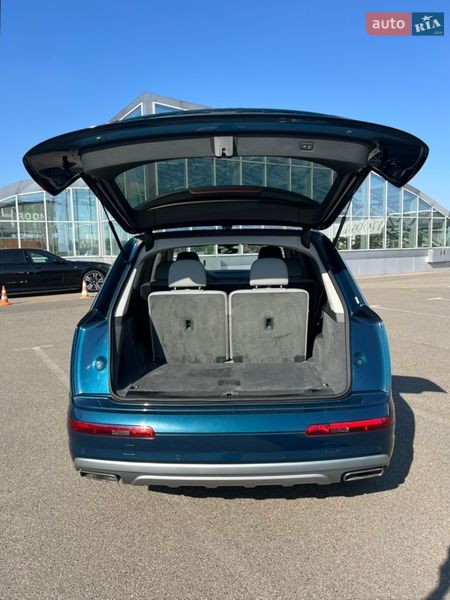 Внедорожник / Кроссовер Audi Q7 2019 в Киеве
