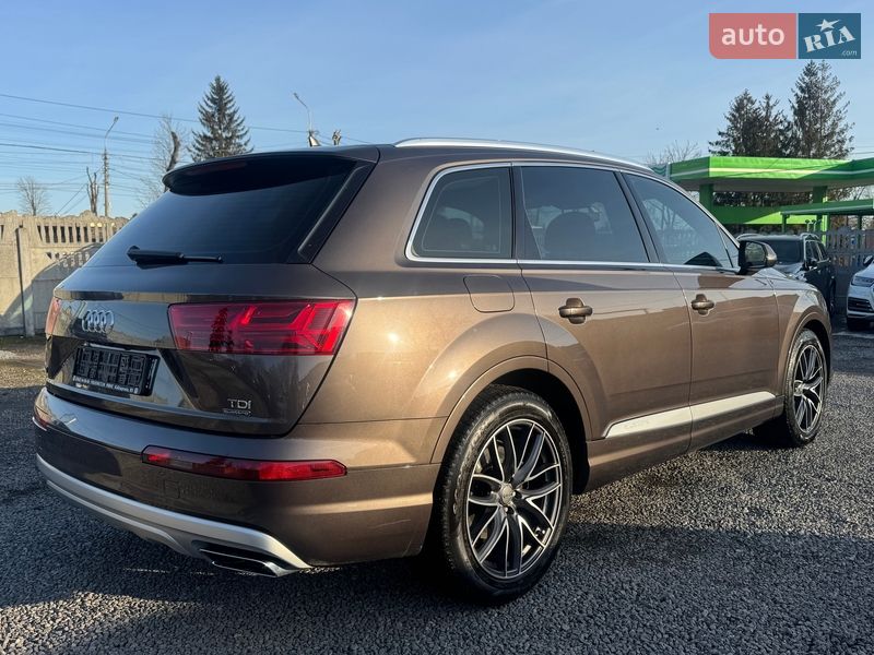 Позашляховик / Кросовер Audi Q7 2015 в Тернополі
