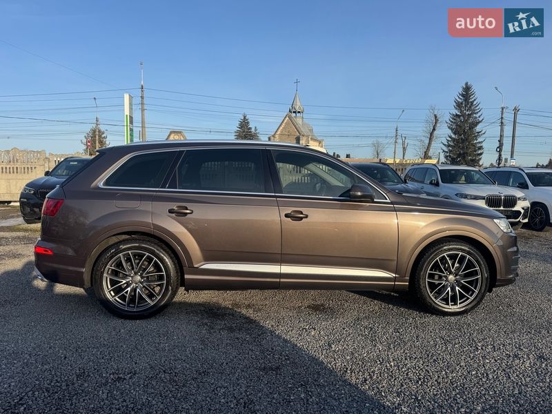 Позашляховик / Кросовер Audi Q7 2015 в Тернополі