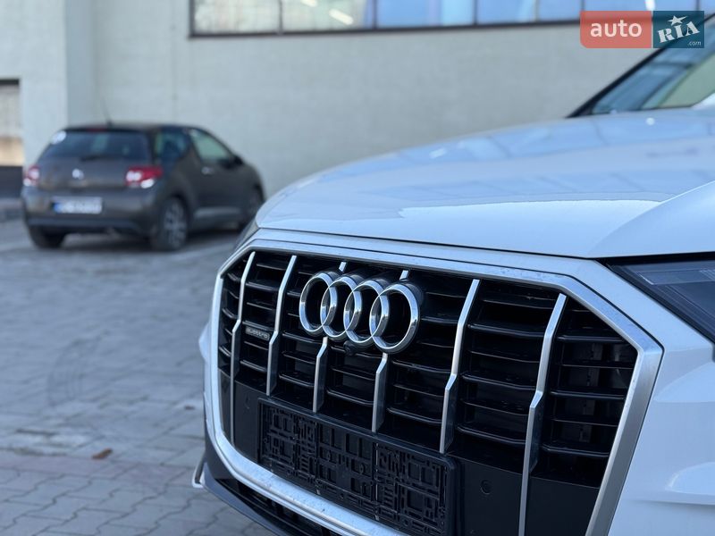 Внедорожник / Кроссовер Audi Q7 2019 в Стрые