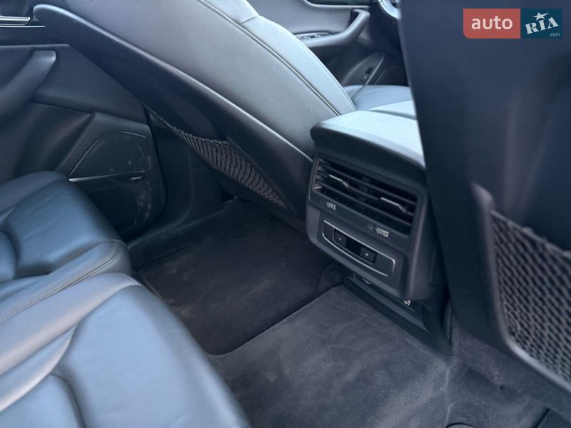 Внедорожник / Кроссовер Audi Q7 2019 в Стрые