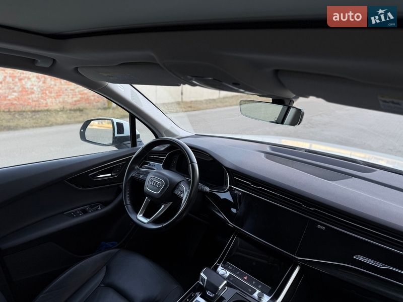 Внедорожник / Кроссовер Audi Q7 2019 в Стрые