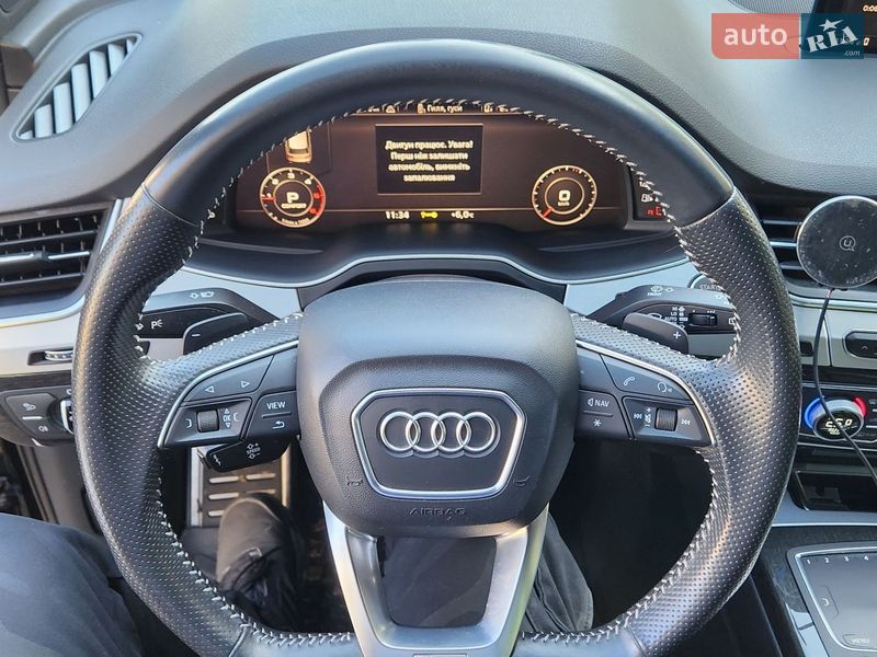 Позашляховик / Кросовер Audi Q7 2017 в Тульчині