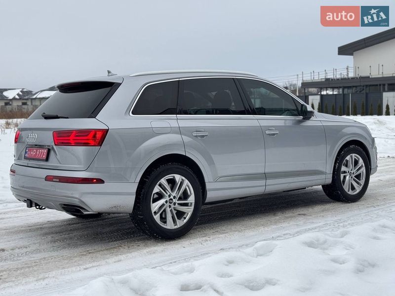 Внедорожник / Кроссовер Audi Q7 2018 в Киеве