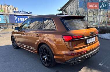 Внедорожник / Кроссовер Audi Q7 2024 в Киеве