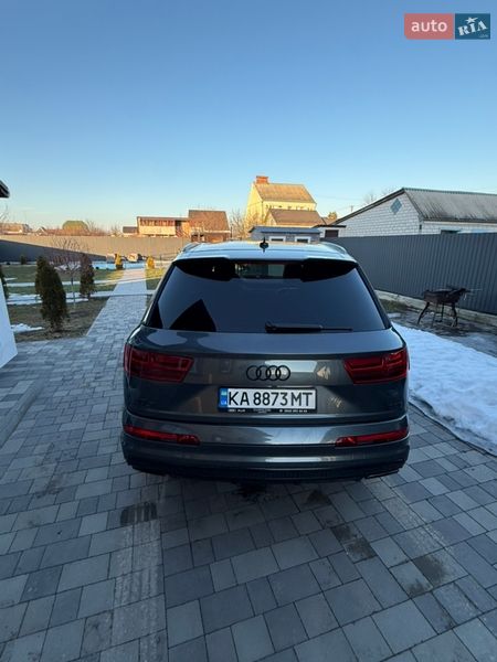 Позашляховик / Кросовер Audi Q7 2018 в Переяславі