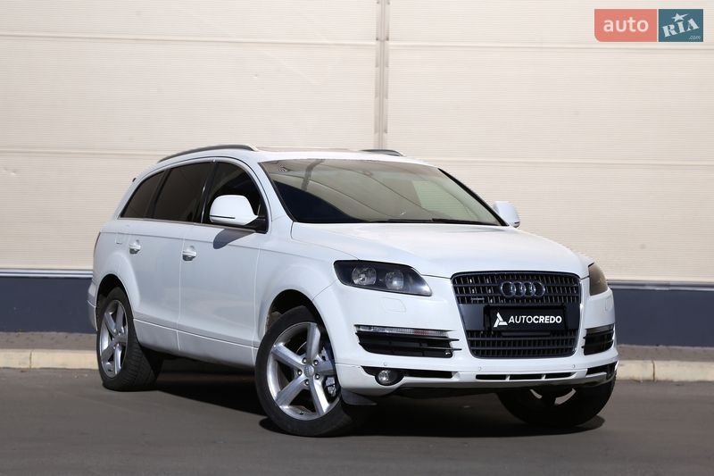 Позашляховик / Кросовер Audi Q7 2007 в Києві
