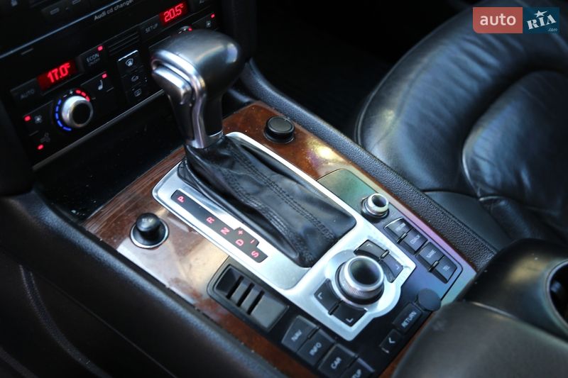 Позашляховик / Кросовер Audi Q7 2007 в Києві