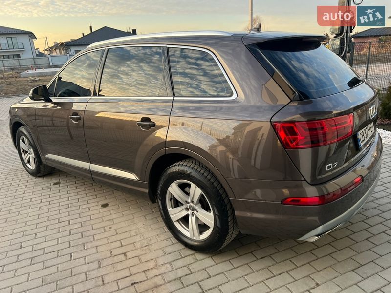 Внедорожник / Кроссовер Audi Q7 2017 в Львове