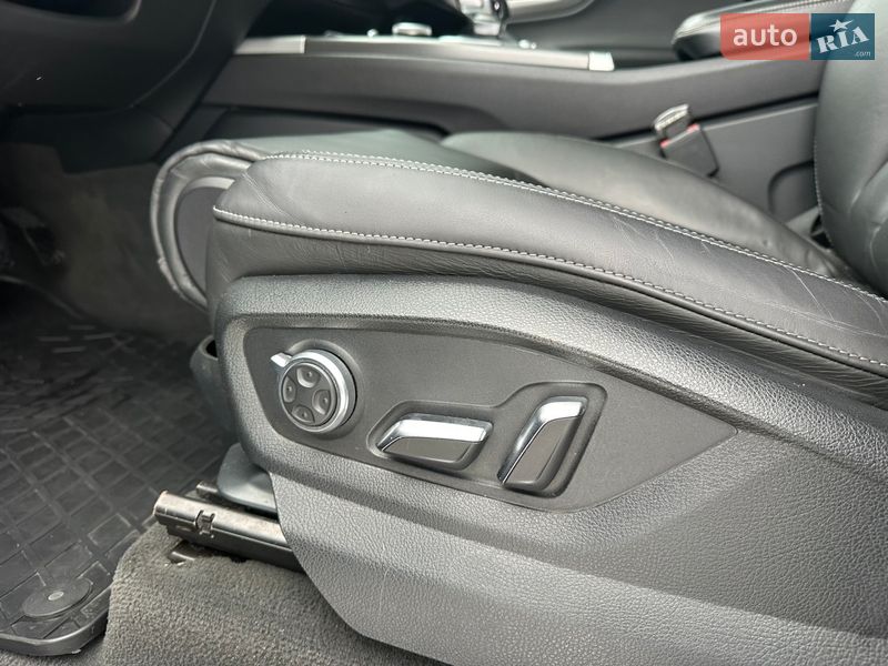 Внедорожник / Кроссовер Audi Q7 2017 в Львове