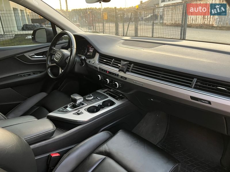 Внедорожник / Кроссовер Audi Q7 2017 в Львове