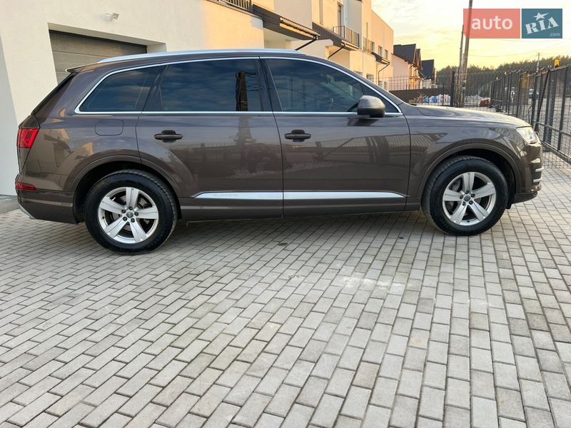 Внедорожник / Кроссовер Audi Q7 2017 в Львове