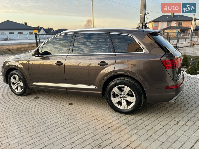 Внедорожник / Кроссовер Audi Q7 2017 в Львове