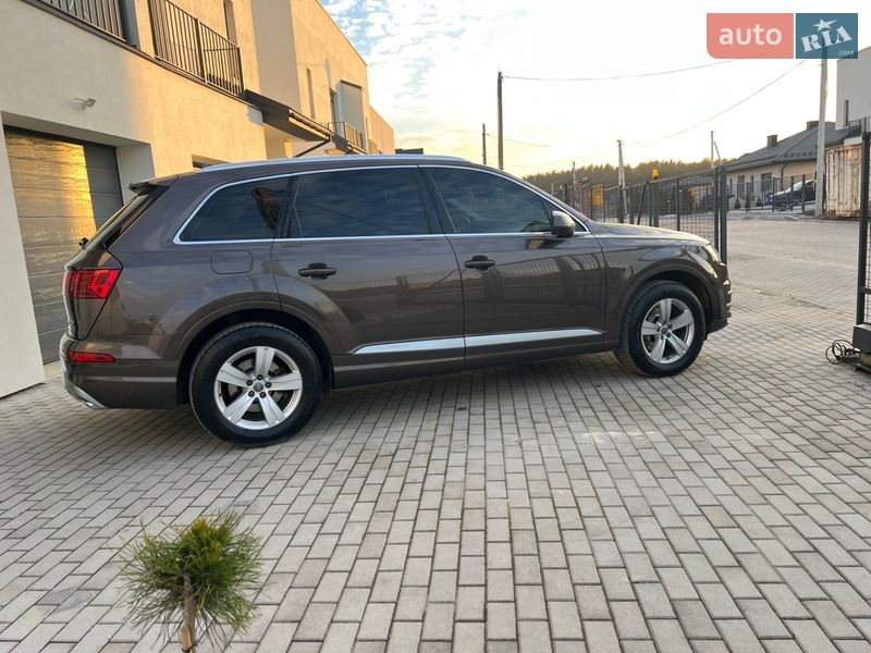 Внедорожник / Кроссовер Audi Q7 2017 в Львове