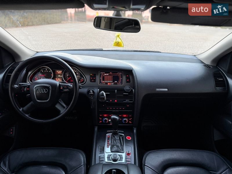 Позашляховик / Кросовер Audi Q7 2007 в Чернівцях