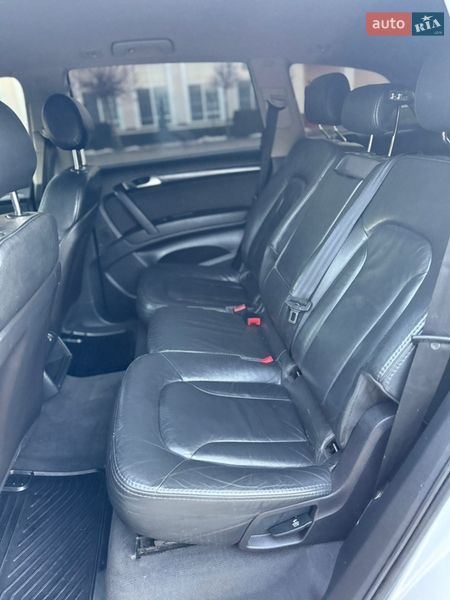 Позашляховик / Кросовер Audi Q7 2007 в Чернівцях