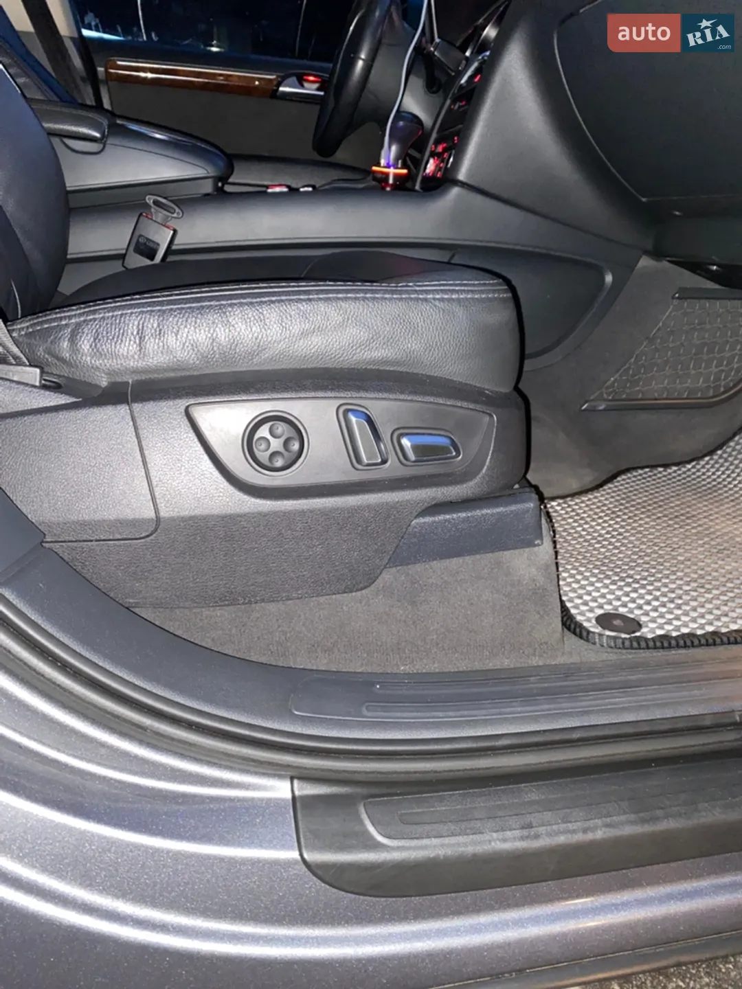 2013 Audi Q7 - мініатюра 28