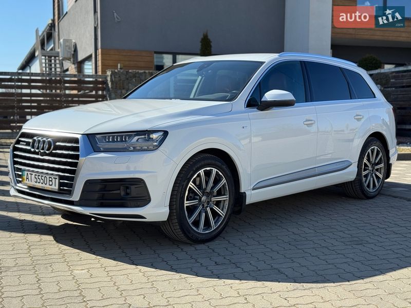 Внедорожник / Кроссовер Audi Q7 2015 в Стрые
