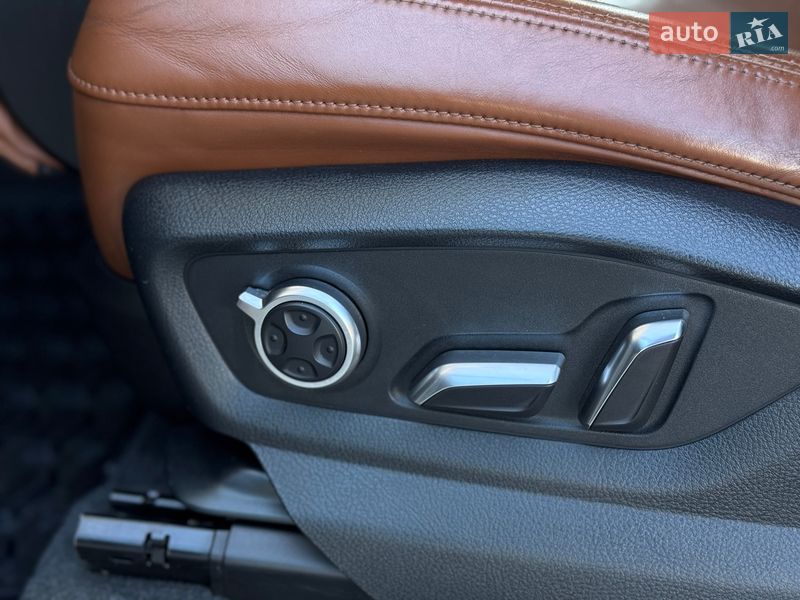 Внедорожник / Кроссовер Audi Q7 2015 в Стрые