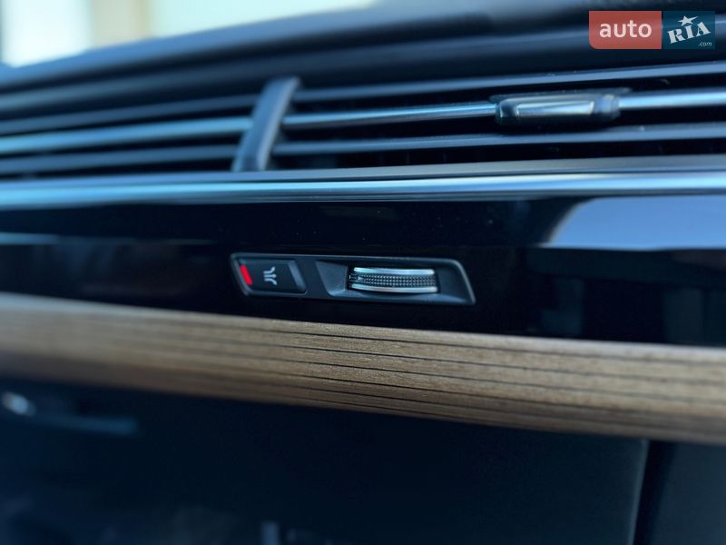 Внедорожник / Кроссовер Audi Q7 2015 в Стрые