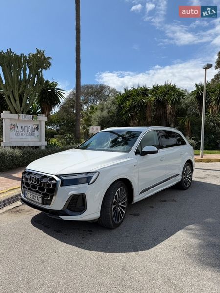 Позашляховик / Кросовер Audi Q7 2025 в Дніпрі