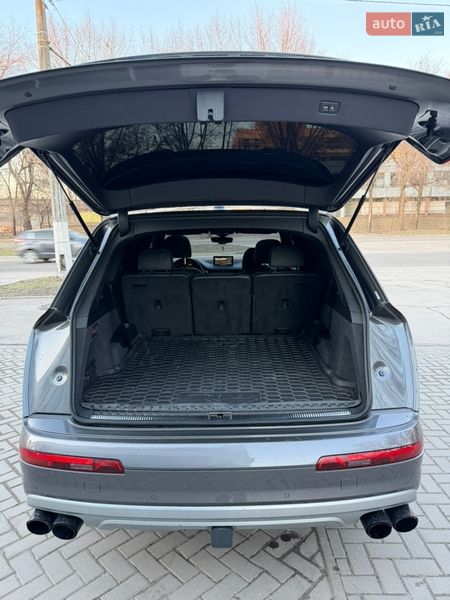 Внедорожник / Кроссовер Audi Q7 2018 в Днепре