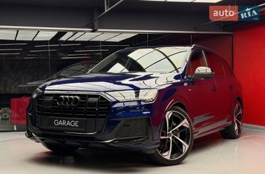 Внедорожник / Кроссовер Audi Q7 2022 в Киеве