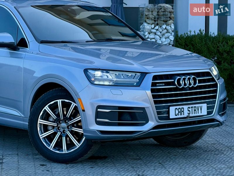 Внедорожник / Кроссовер Audi Q7 2017 в Стрые
