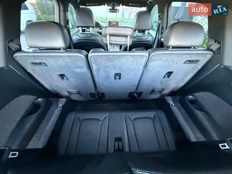 Внедорожник / Кроссовер Audi Q7 2017 в Стрые