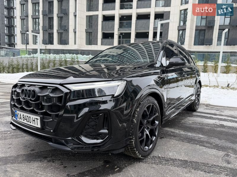 Внедорожник / Кроссовер Audi Q7 2024 в Киеве
