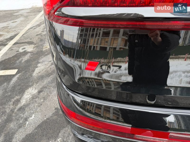 Внедорожник / Кроссовер Audi Q7 2024 в Киеве