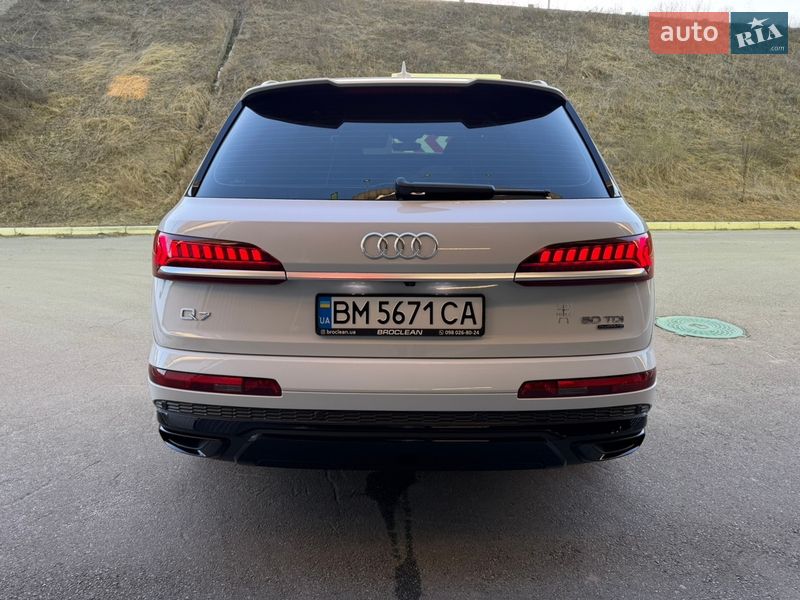 Внедорожник / Кроссовер Audi Q7 2020 в Киеве