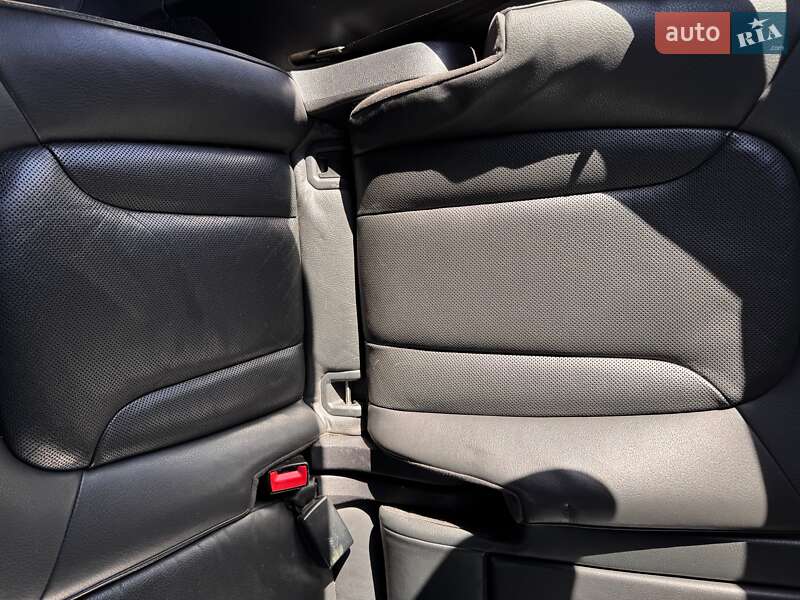 Внедорожник / Кроссовер Audi Q7 2011 в Киеве