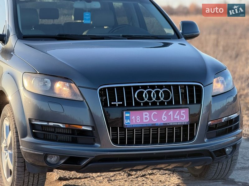 Внедорожник / Кроссовер Audi Q7 2013 в Ровно
