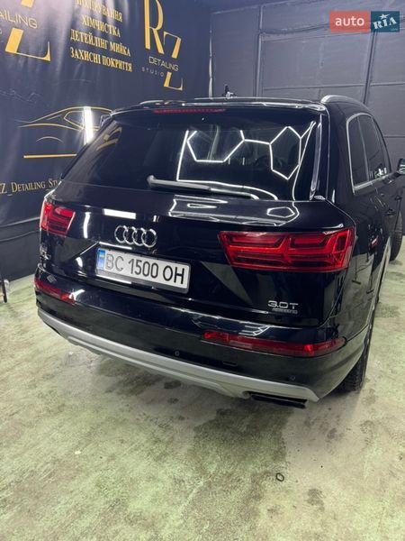 Позашляховик / Кросовер Audi Q7 2018 в Новояворівську