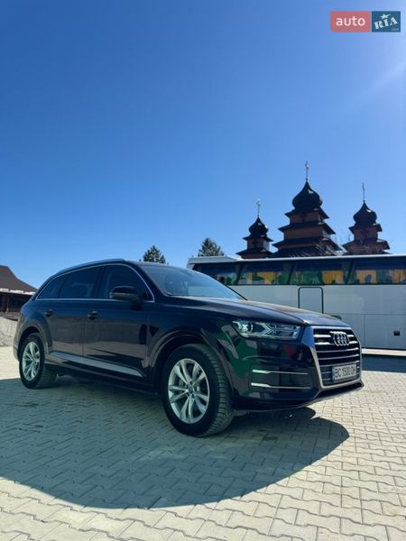 Позашляховик / Кросовер Audi Q7 2018 в Новояворівську