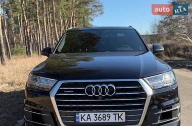 Внедорожник / Кроссовер Audi Q7 2016 в Киеве